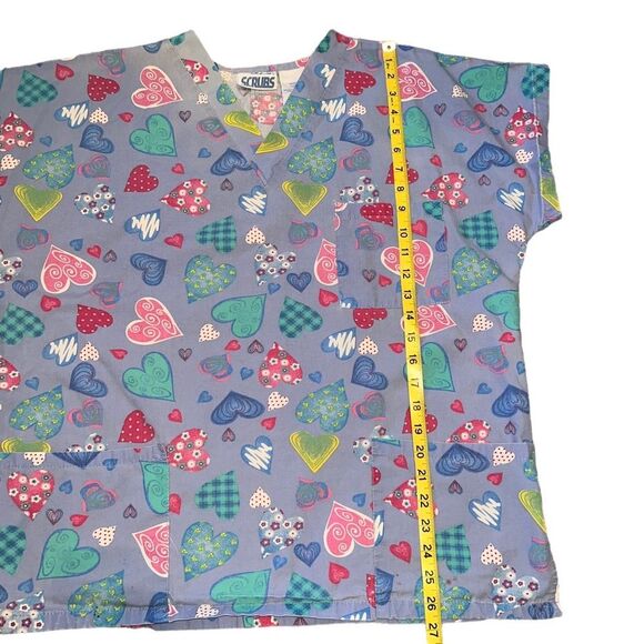 J.I.J. Scrubs Blue Hearts V Neck Scrub Top Pockets Pink Green - Picture 6 of 7